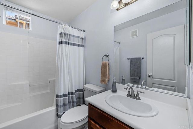 156 Via Montisi, Santee, CA 92071