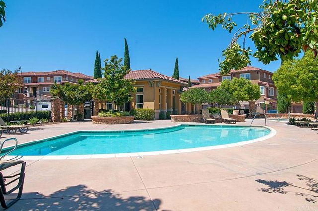 156 Via Montisi, Santee, CA 92071