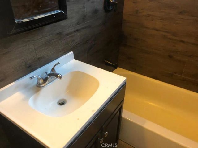 2026 S Ridgeley, Los Angeles, CA 90016
