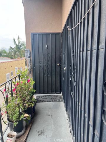 2026 S Ridgeley, Los Angeles, CA 90016