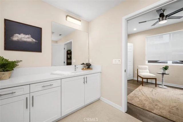 2258 Synergy, Irvine, CA 92614