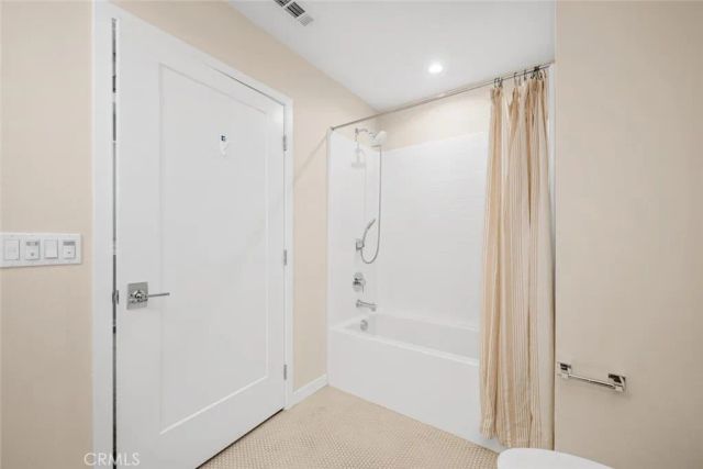 2258 Synergy, Irvine, CA 92614
