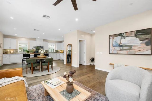 2258 Synergy, Irvine, CA 92614