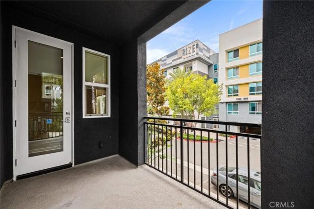 2258 Synergy, Irvine, CA 92614
