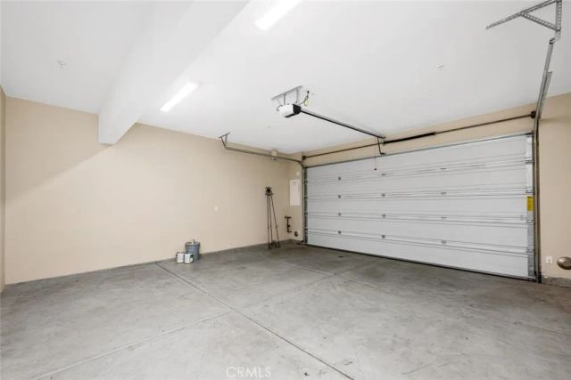 2258 Synergy, Irvine, CA 92614