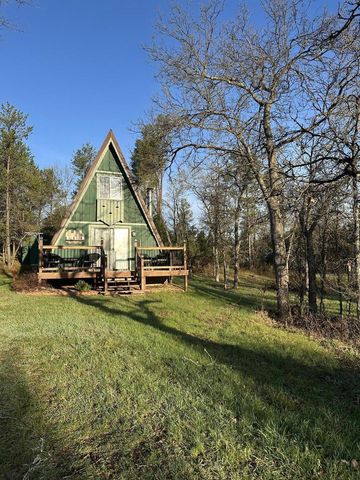 2401 18th AVENUE, Friendship, WI 53934
