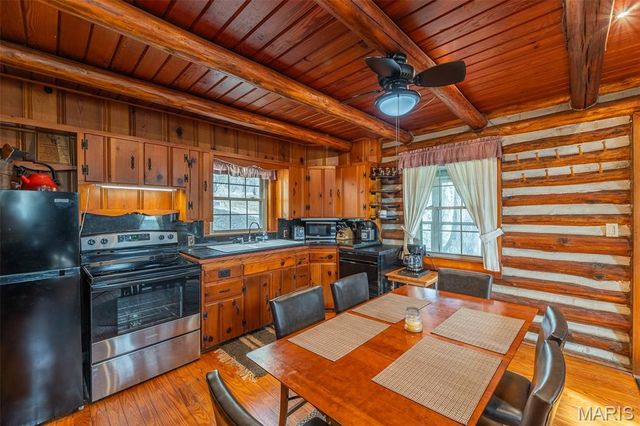 13 Walleye Lane, Doniphan, MO 63935