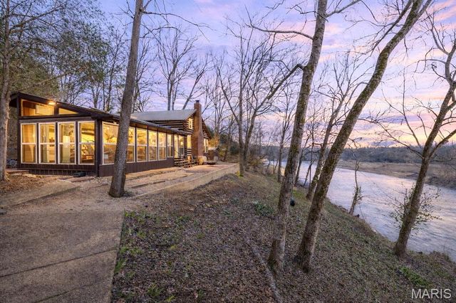 13 Walleye Lane, Doniphan, MO 63935