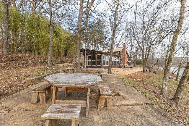 13 Walleye Lane, Doniphan, MO 63935