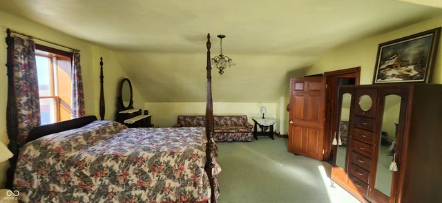 5678 E Dublin Pike, New Castle, IN 47362