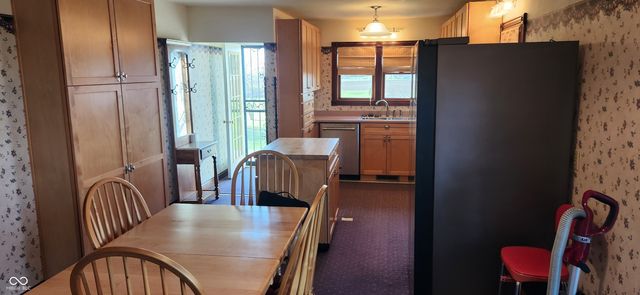 5678 E Dublin Pike, New Castle, IN 47362