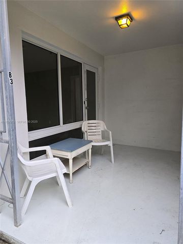 3201 SE 12th Street B3, Pompano Beach, FL 33062