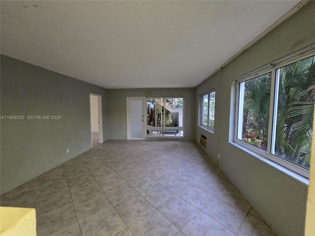 3201 SE 12th Street B3, Pompano Beach, FL 33062