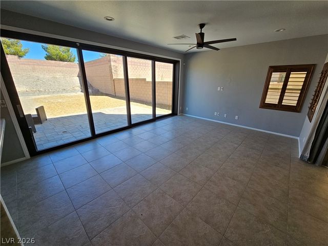 8058 Minots Ledge Avenue, Las Vegas, NV 89147