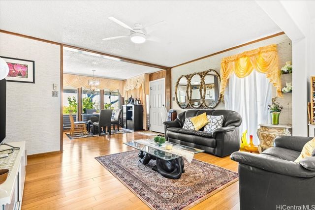 98-1285 Hoohuali Place, Pearl City, HI 96782