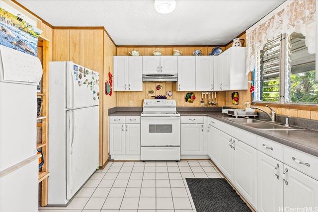 98-1285 Hoohuali Place, Pearl City, HI 96782