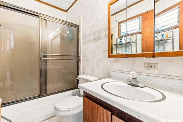 98-1285 Hoohuali Place, Pearl City, HI 96782