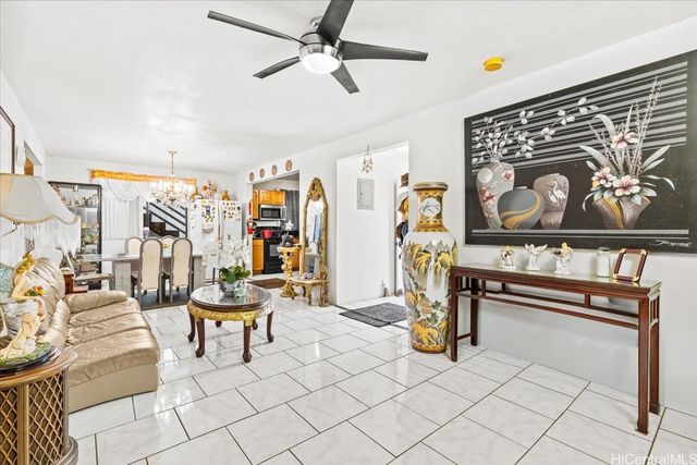 98-1285 Hoohuali Place, Pearl City, HI 96782
