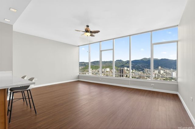 1009 Kapiolani Boulevard 4809, Honolulu, HI 96814