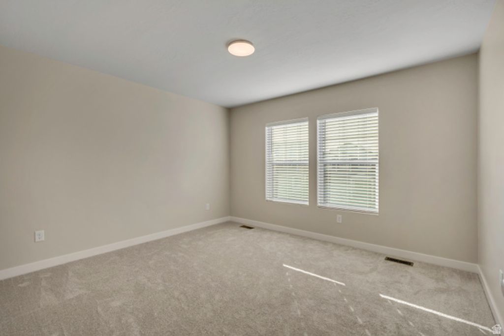 Image 11 of property listing at 7832 W ALTA SPRINGS LN, Magna, UT 84044