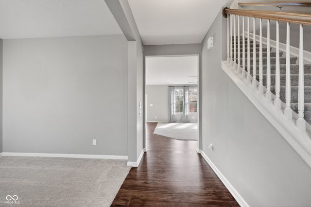 6895 Shooting Star Drive, Whitestown, IN 46075