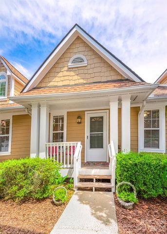 102 Rough Point Court, Asheville, NC 28806