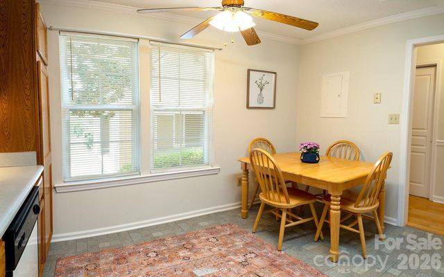 102 Rough Point Court, Asheville, NC 28806