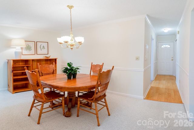 102 Rough Point Court, Asheville, NC 28806