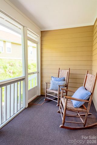 102 Rough Point Court, Asheville, NC 28806