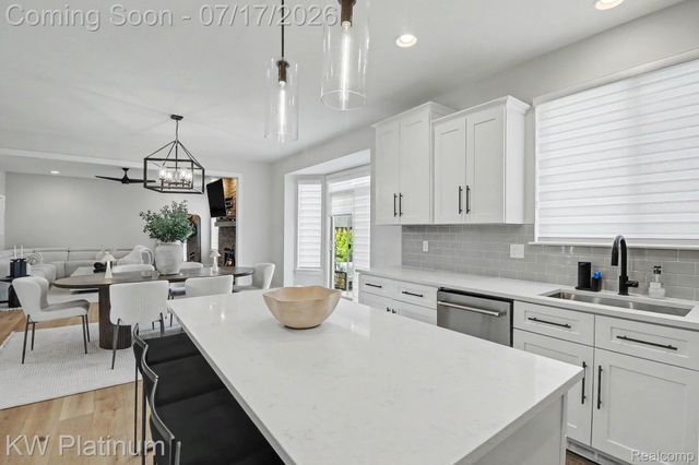 24515 Brookshire Drive, Macomb Township, MI 48042