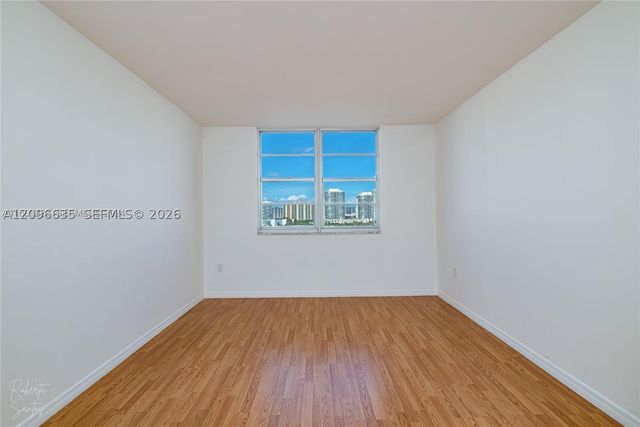 500 Bayview Dr 1227, Sunny Isles Beach, FL 33160