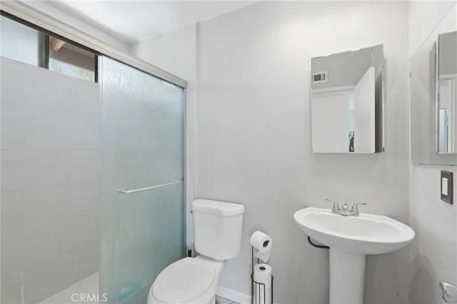16115 Eucalyptus A, Bellflower, CA 90706