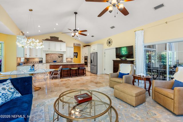 8 RUE RENOIR, Palm Coast, FL 32137