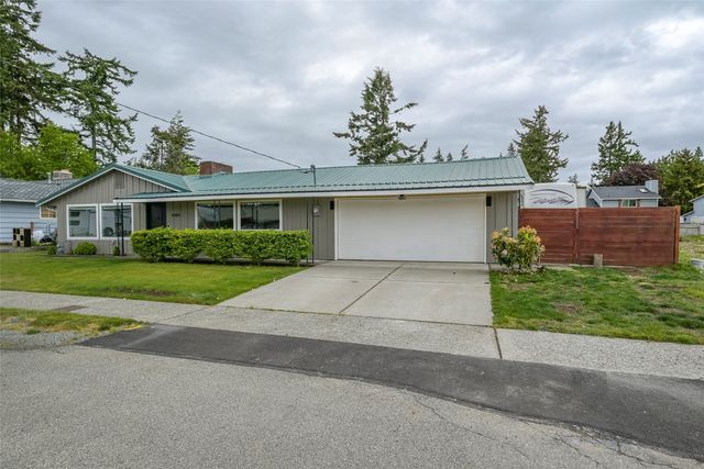 1880 NE 10th Avenue NE, Oak Harbor, WA 98277