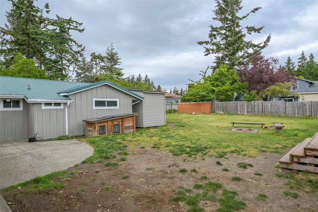 1880 NE 10th Avenue NE, Oak Harbor, WA 98277