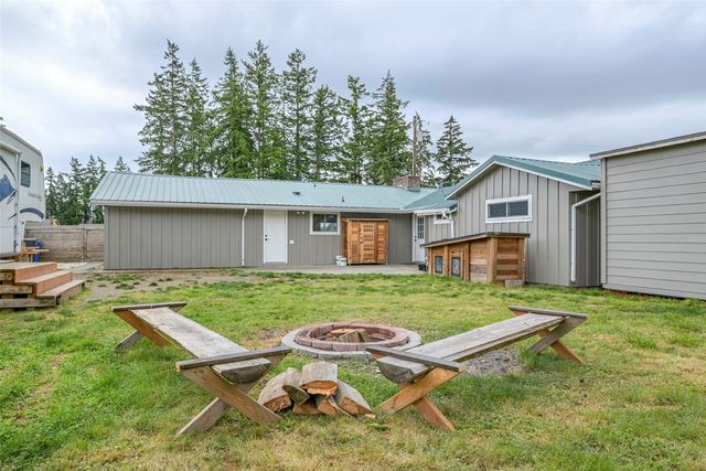 1880 NE 10th Avenue NE, Oak Harbor, WA 98277