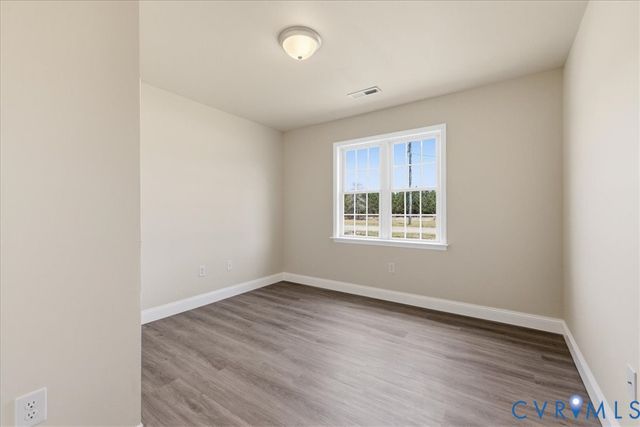 29156 Meadowview Dr, Waverly, VA 23890