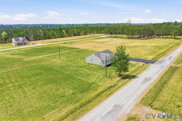 29156 Meadowview Dr, Waverly, VA 23890
