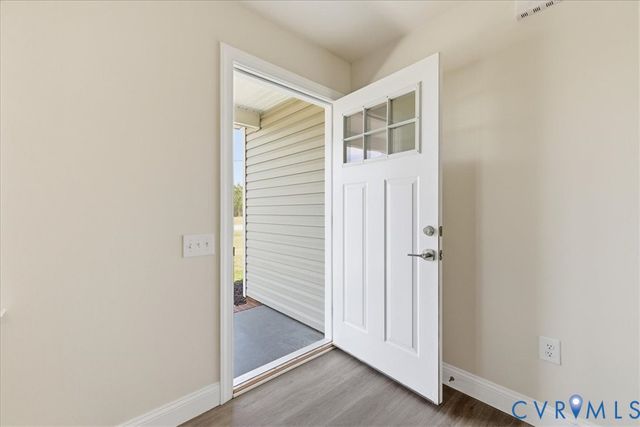 29156 Meadowview Dr, Waverly, VA 23890