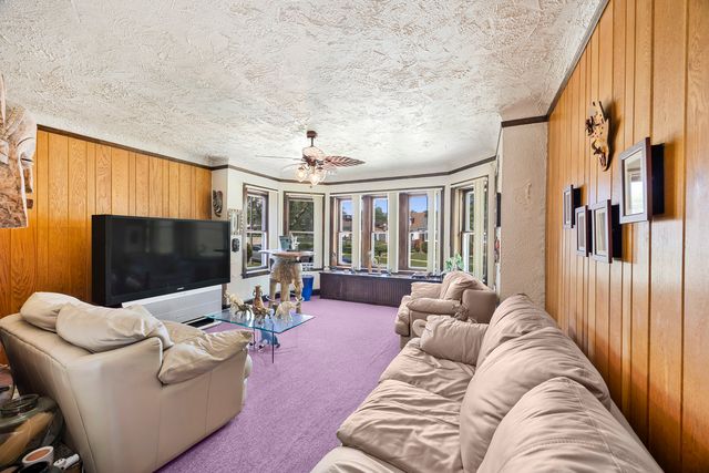2153 121st Place, Blue Island, IL 60406