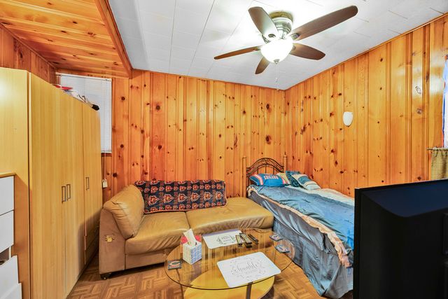 2153 121st Place, Blue Island, IL 60406