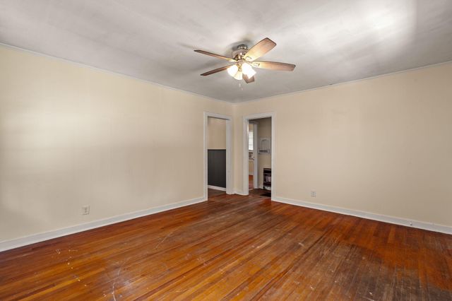 201 S 12th Ave., Hattiesburg, MS 39401
