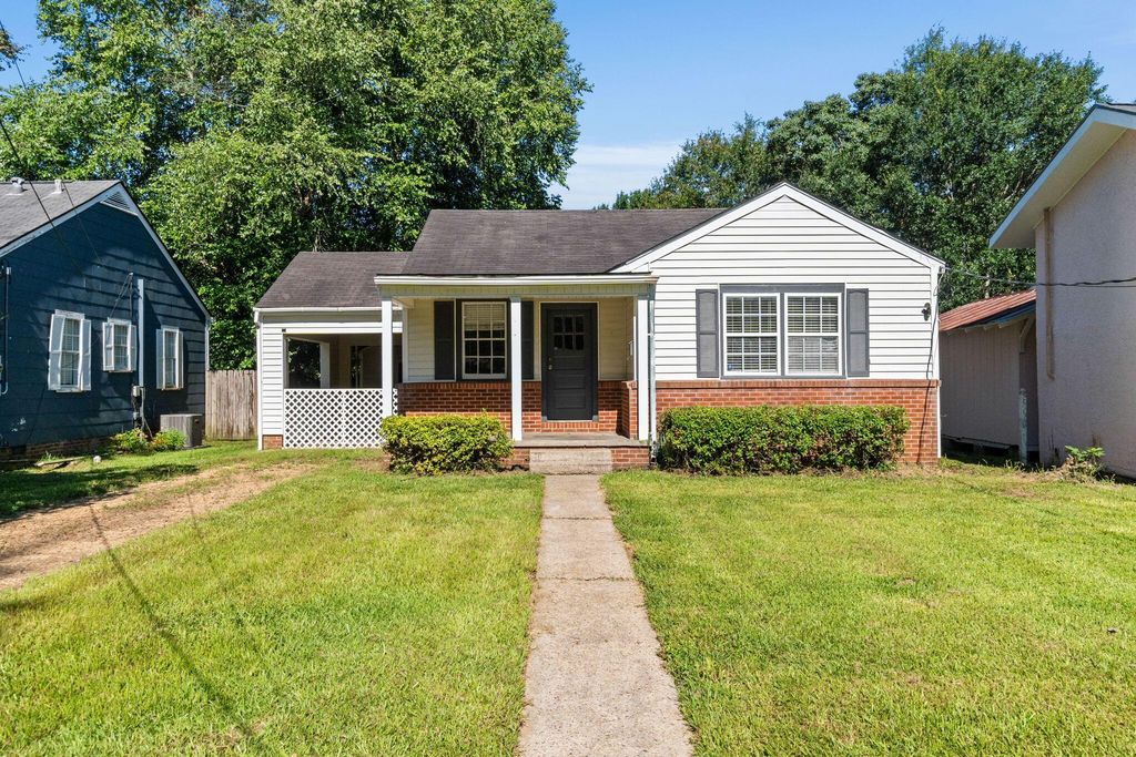 201 S 12th Ave., Hattiesburg, MS 39401