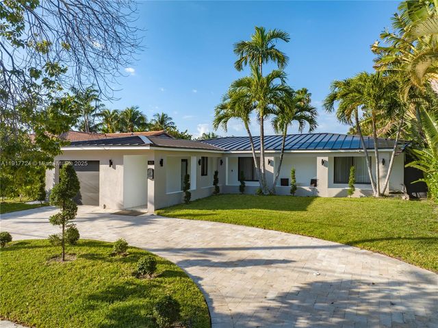 1625 Daytonia Rd, Miami Beach, FL 33141