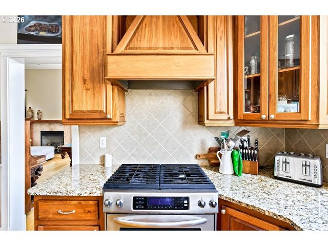 2108 S 19TH Way, Ridgefield, WA 98642