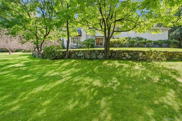 2054 Quaker Ridge Road, Croton-on-hudson, NY 10520