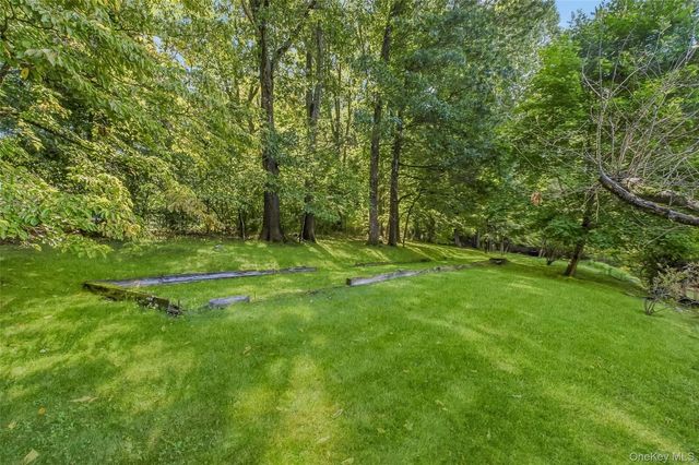 2054 Quaker Ridge Road, Croton-on-hudson, NY 10520