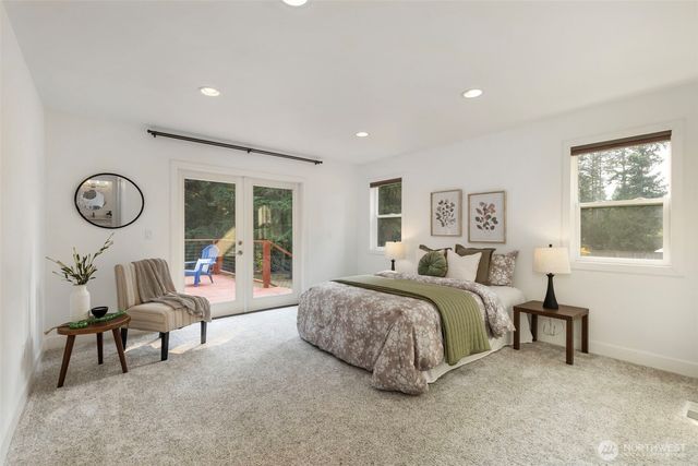 635 NE Stenman Lane, Poulsbo, WA 98370