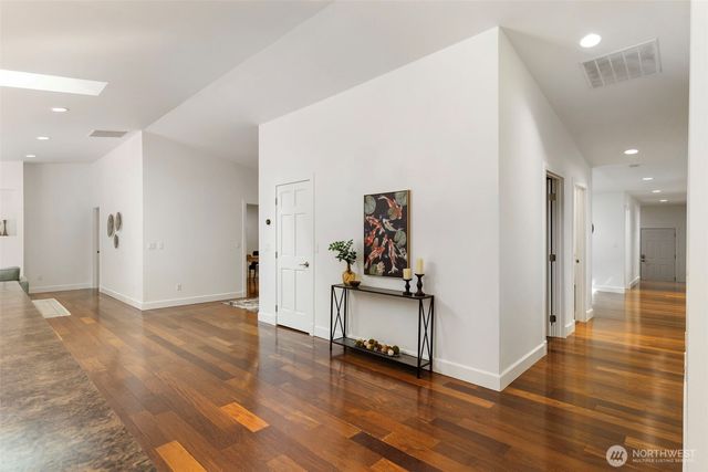 635 NE Stenman Lane, Poulsbo, WA 98370