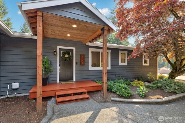 635 NE Stenman Lane, Poulsbo, WA 98370